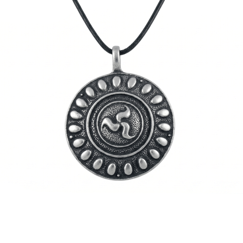 Amulet Triskelion