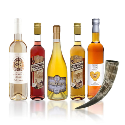 Degustačná sada - 5 medovín na leto + roh na pitie Degustačná sada - 5 medovín na leto + roh na pitie