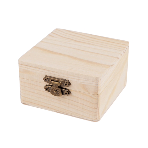 Drevená krabička s kovovým zatváraním (8 x 8) Drevená krabička s kovovým zatváraním (8 x 8)