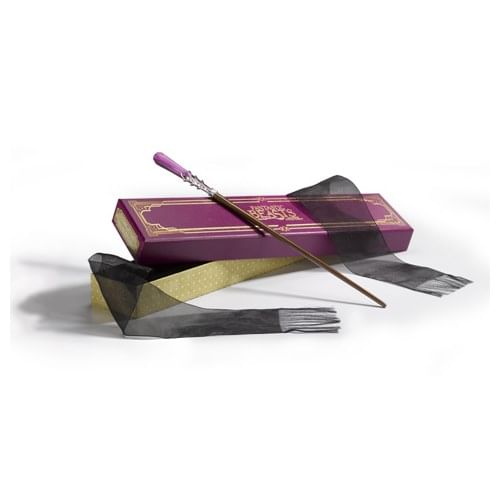 Prútik Seraphiny Picqueriovej s krabičkou od Ollivandera Prútik Seraphiny Picqueriovej s krabičkou od Ollivandera