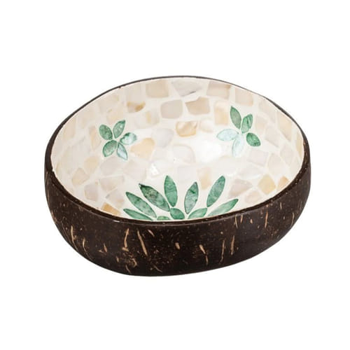 Kokosová miska so zelenými listami Kokosová miska so zelenými listami