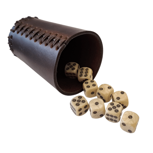 Kované kocky s koženým kelímkom Kované kocky s koženým kelímkom