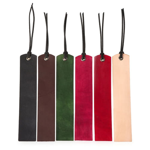 Kožená záložka do knihy - dárek ke knize (náhodná barva) Kožená záložka do knihy - dárek ke knize (náhodná barva)