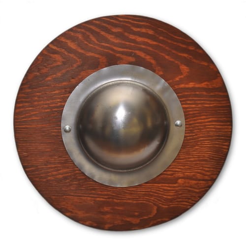 Pästný štítok Pästný štítok