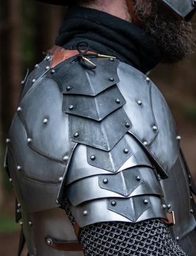 Plátové ramená Dreki Plátové ramená Dreki