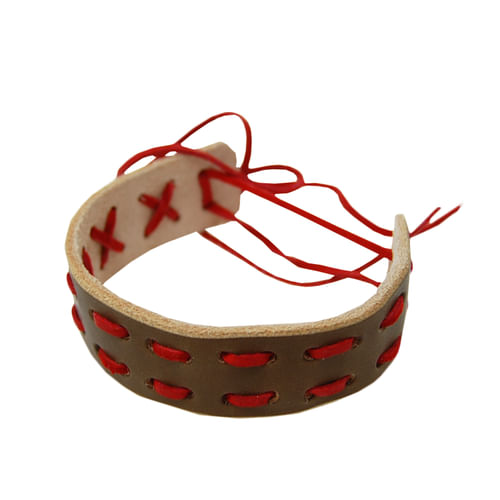 prevliekaný kožený náramok prevliekaný kožený náramok