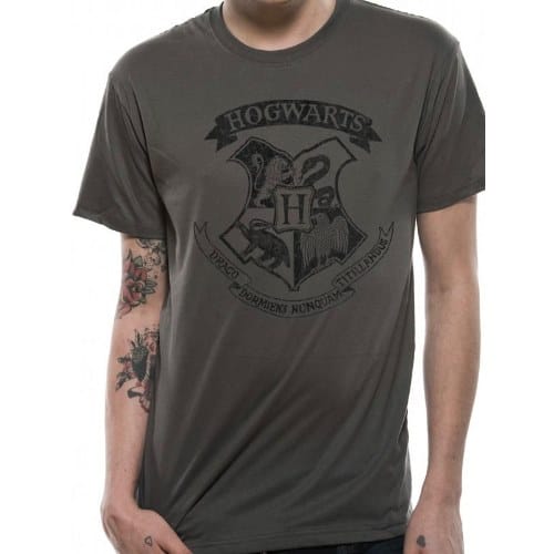 Tričko Harry Potter - Distressed Hogwarts Tričko Harry Potter - Distressed Hogwarts